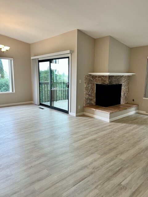 Building Photo - 1632 Ashwood Dr