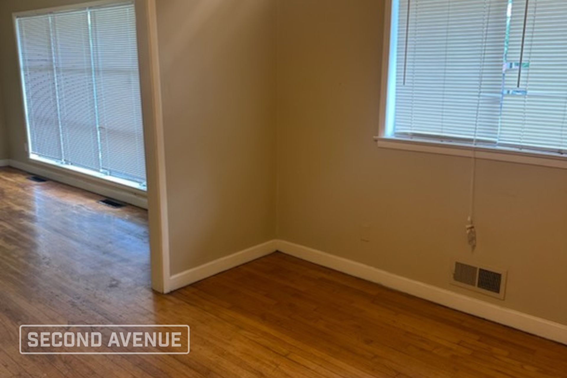 Building Photo - 957 Hickory Cir