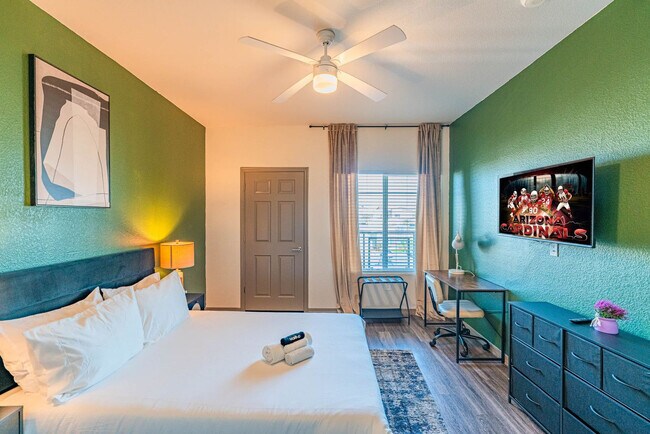 Building Photo - 9600 W Georgia Ave