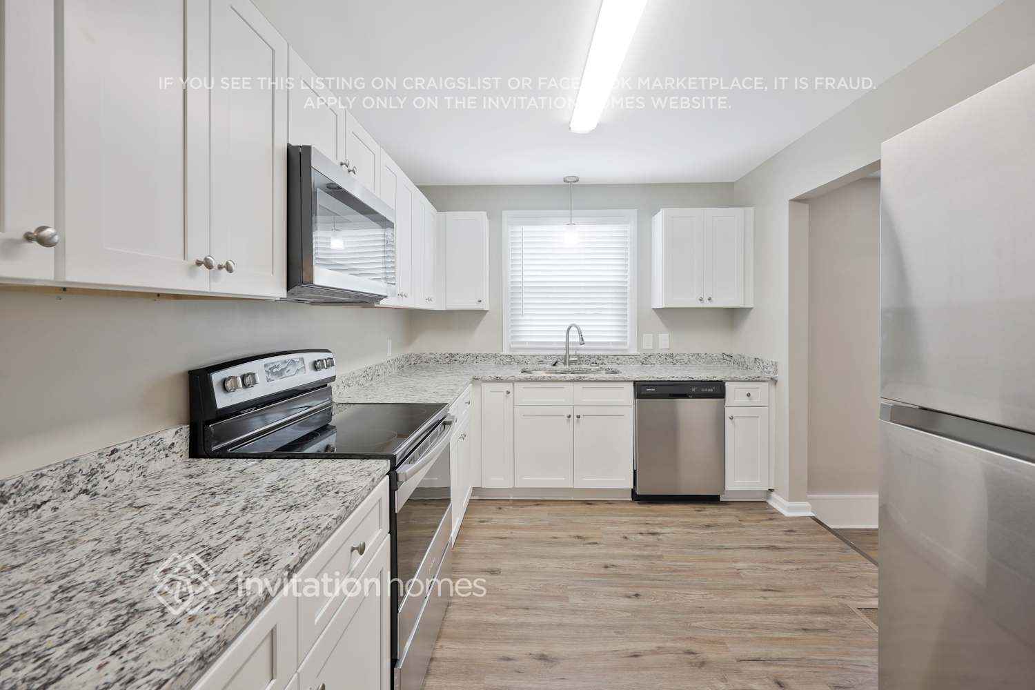 Building Photo - 907 Rexdale Dr