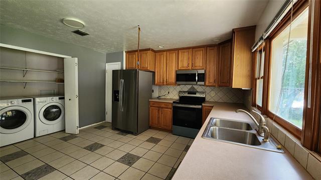 Building Photo - 3106 Gayle Dr