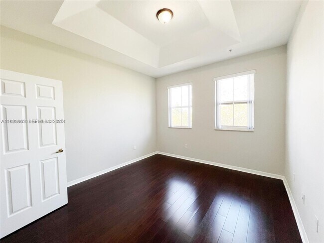 Building Photo - 8899 NW 107th Ct