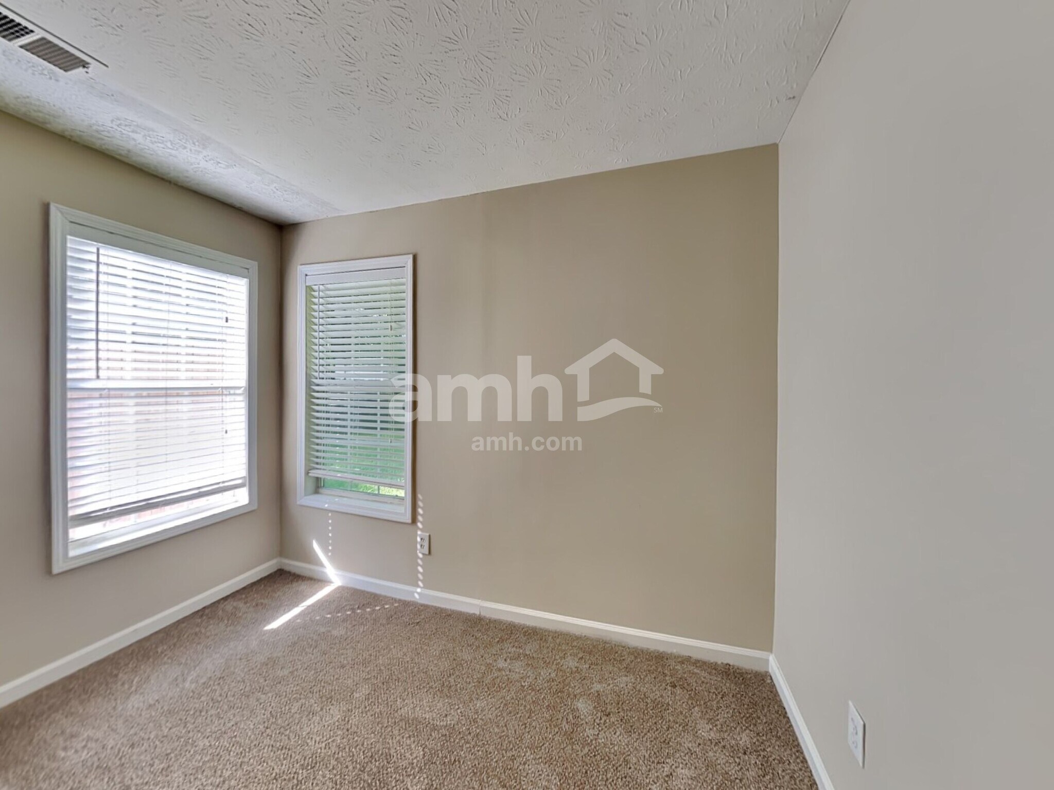 Building Photo - 4366 Foxberry Run