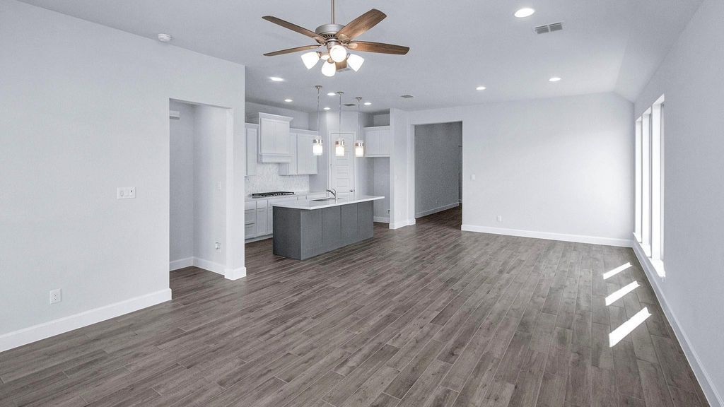 Building Photo - 42624 Mystery Ln