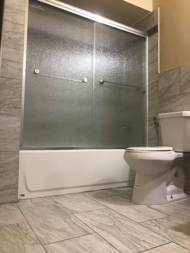 Building Photo - 9350 Country Creek St