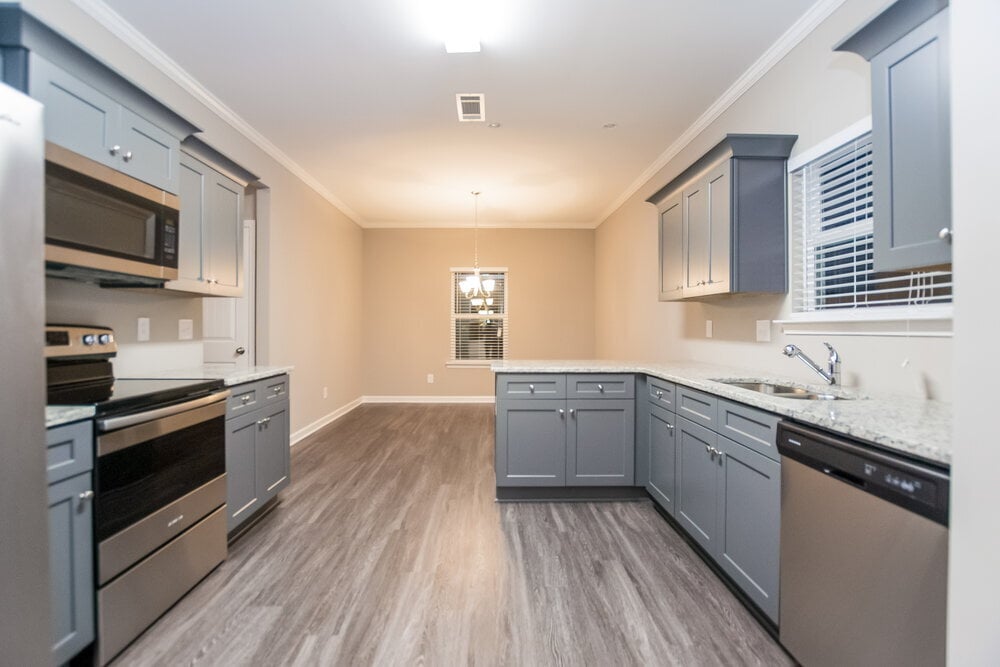 Building Photo - 398 Fieldcrest Dr