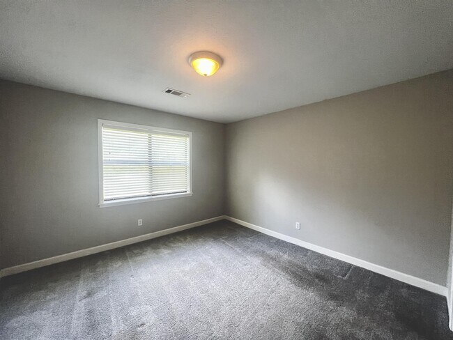 Building Photo - 3604 Leslie Ann Dr