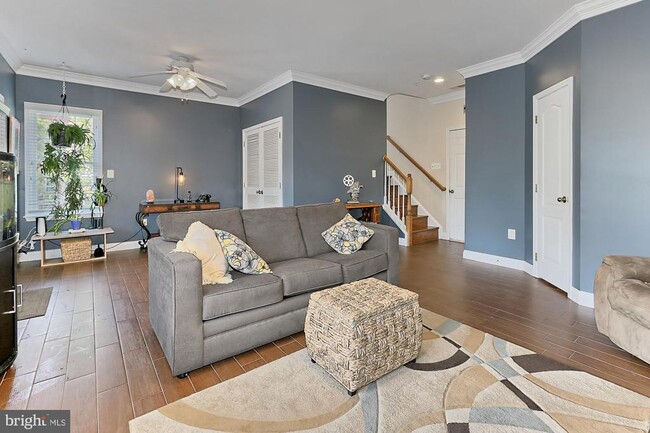 Building Photo - 43780 Ballybunion Terrace