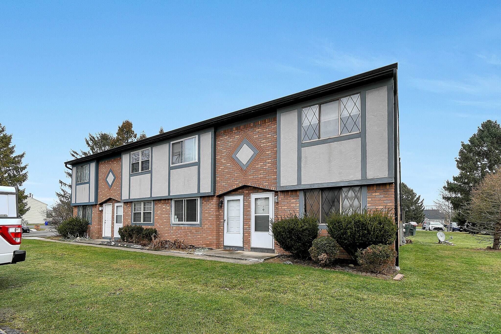 Building Photo - 1925 Slaton Ct