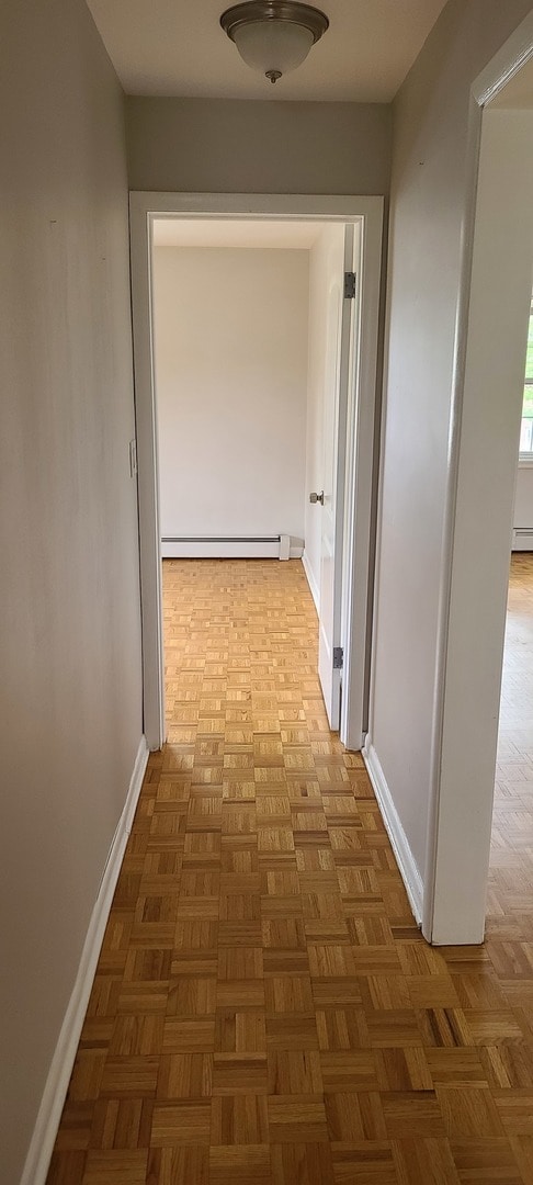 Building Photo - 1500 W Touhy Ave