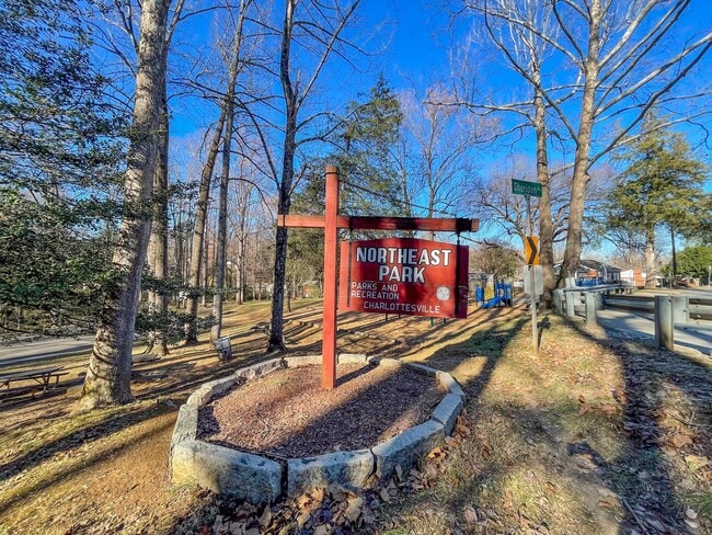 Building Photo - 801 Calhoun St