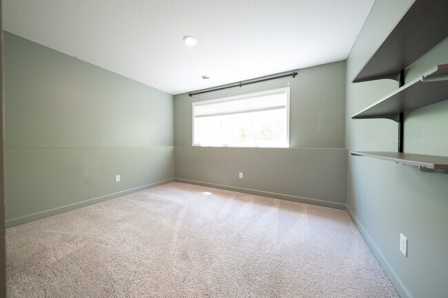 Building Photo - 17318 Encina Path