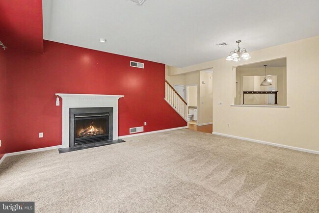 Building Photo - 645 Springhouse Ln