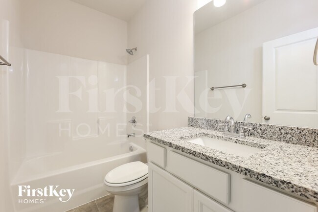 Building Photo - 1111 Mission Hill Ln