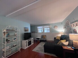 Building Photo - 3 Rathbun Rd