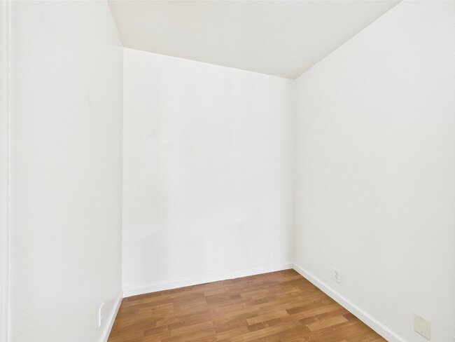 Building Photo - 95-1063-1063 Wikao St