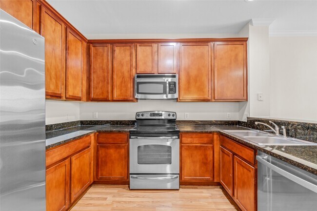 Building Photo - 3001 Murworth Dr