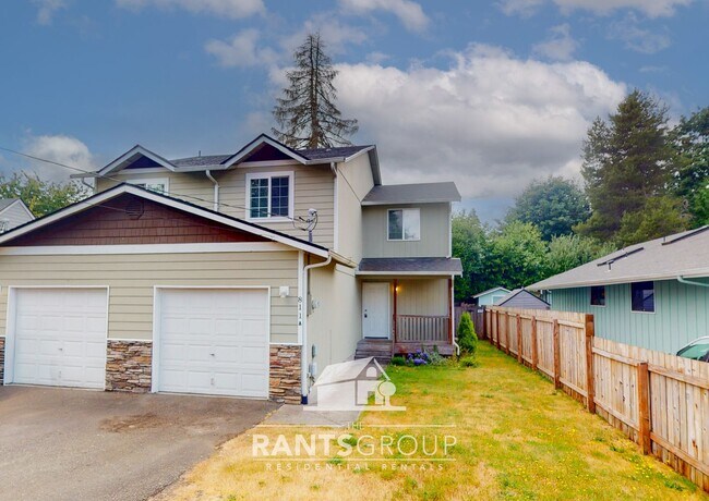 Building Photo - 811 S 3rd Ave SW