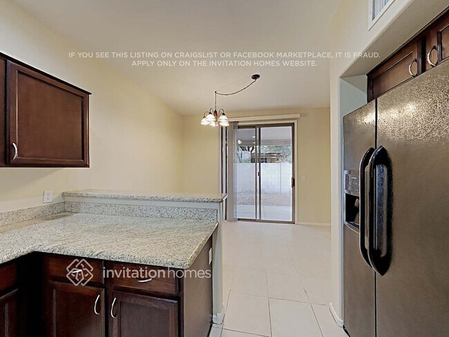 Building Photo - 2145 N 29th Pl