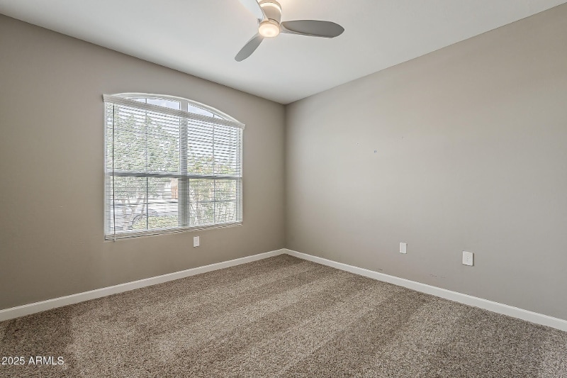 Building Photo - 44587 W Palo Amarillo Rd