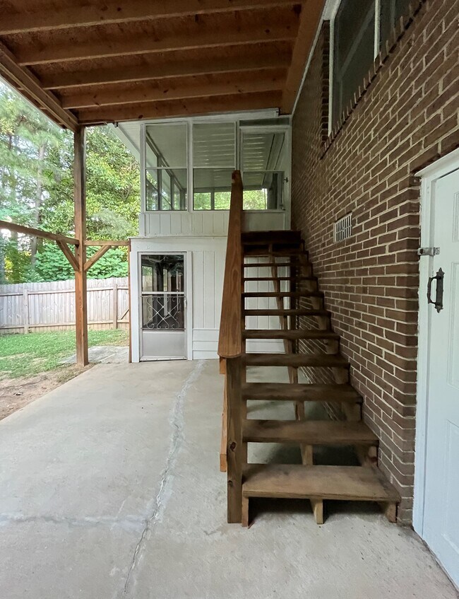 View of stairs up to lanai and downstairs potting shed - 440 Williamsburg Way