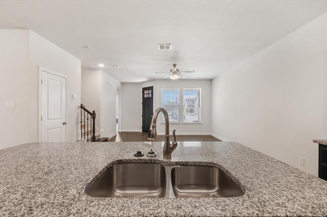 Building Photo - 6845 Mcclelland Dr