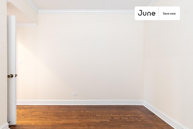 Building Photo - 3743 N Albany Ave