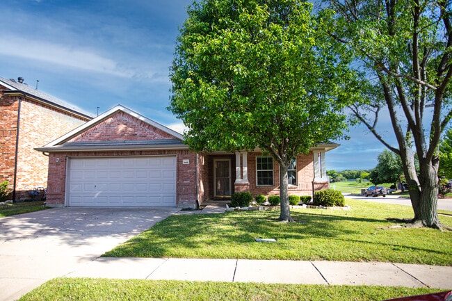 Building Photo - 500 Promise Creek Drive
