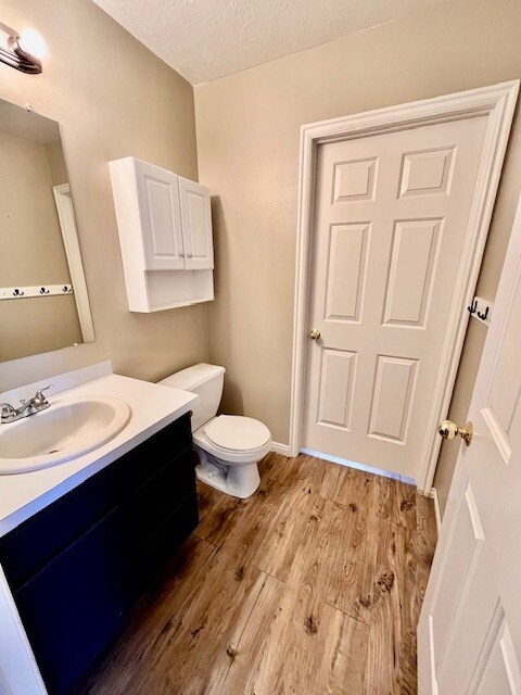 Building Photo - 2048 N Boysenberry Dr