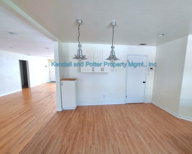 Building Photo - Delightful 3bed/2.5bath home in Rio Del Mar