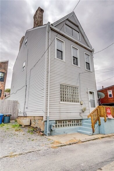 Building Photo - 5264 Dresden Wy