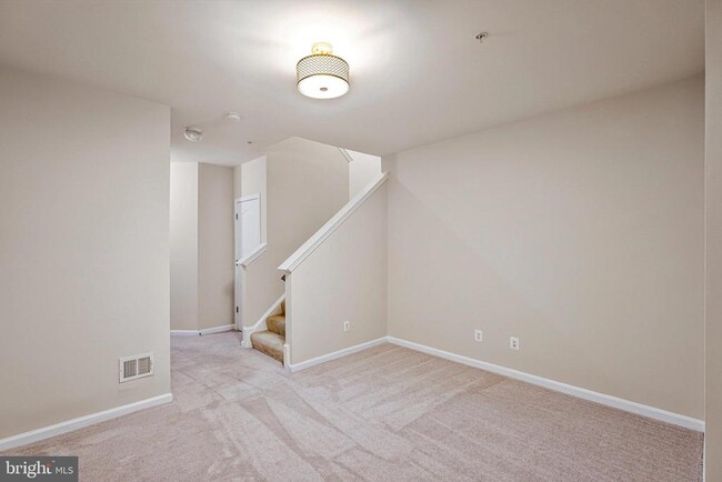 Building Photo - 24667 Byrne Meadow Square