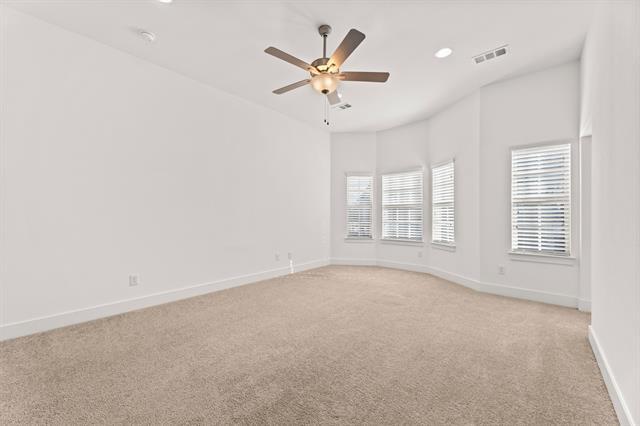 Building Photo - 2205 Southwick Dr