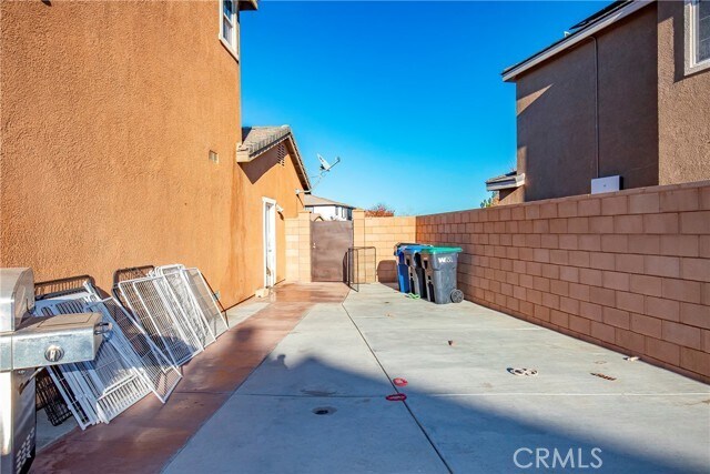 Building Photo - 39299 Gainsborough Dr