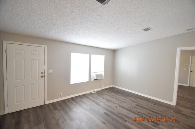 Building Photo - 7515 Symmes Rd