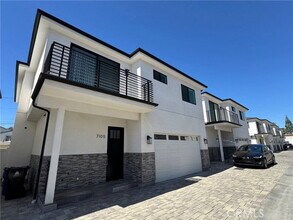 Building Photo - 7105 Dylan Ct