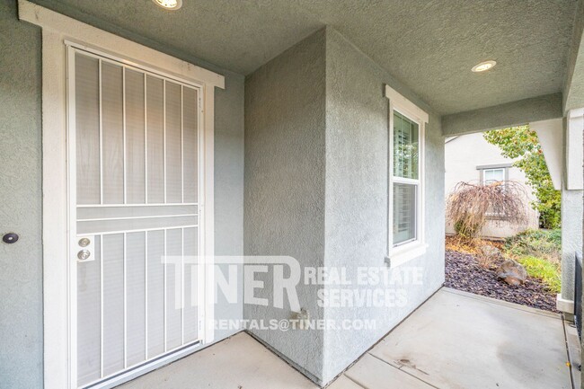 Building Photo - 3152 Overton Way