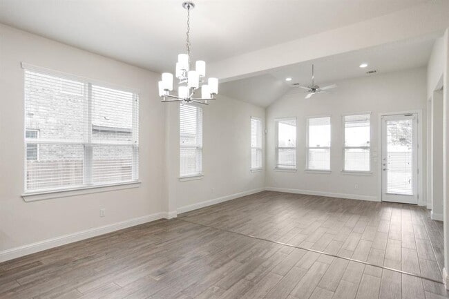 Building Photo - 3212 Prentiss Ln