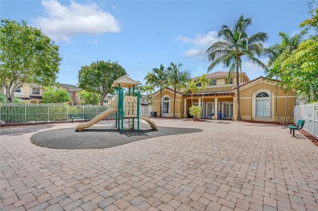 Building Photo - 12281 SW 121st Terrace