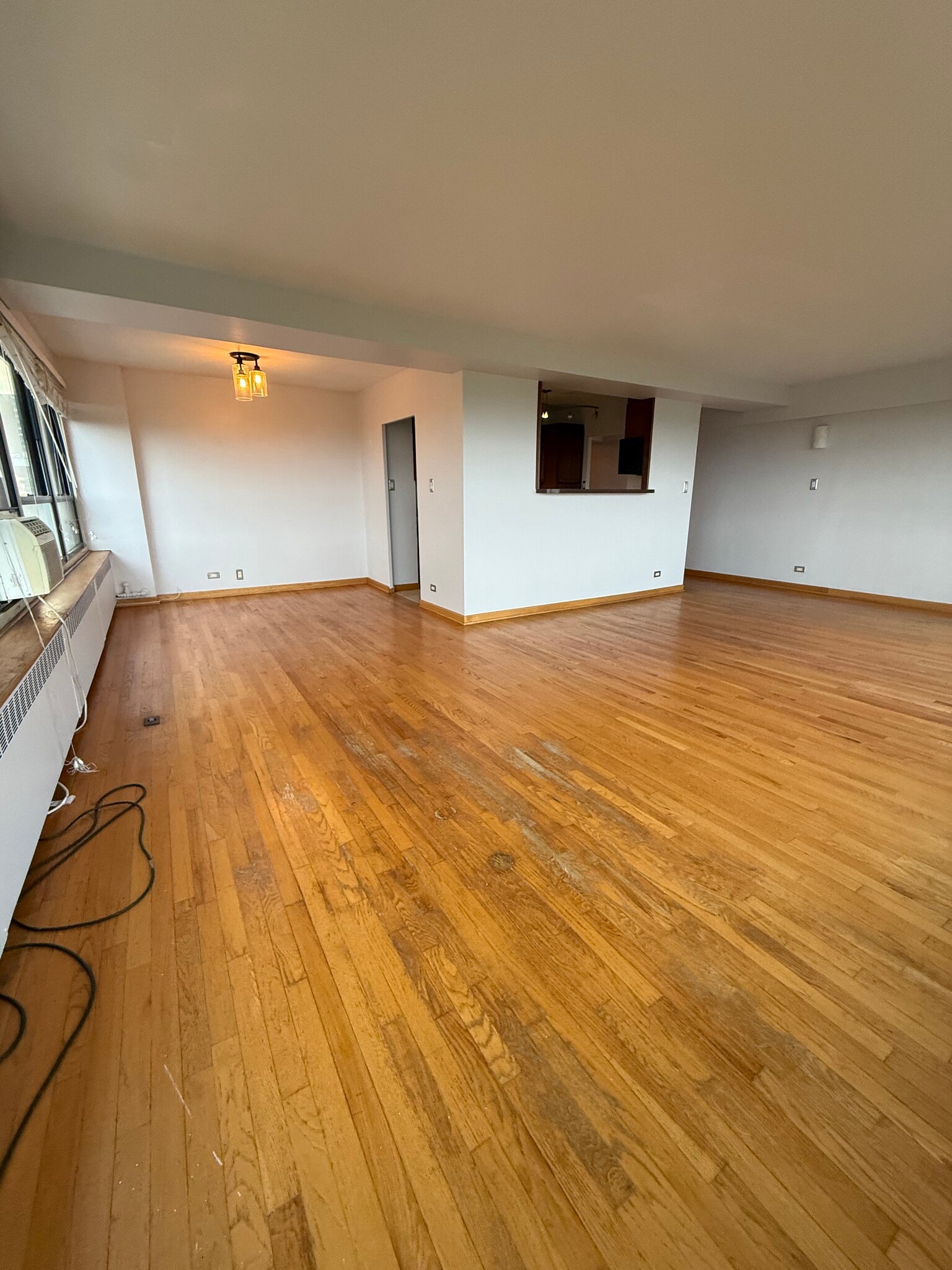 Building Photo - 4230 N Marine Dr