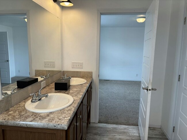 Building Photo - 25764 Merion Dr