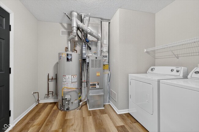 Building Photo - 12126 Blue Springs Ln