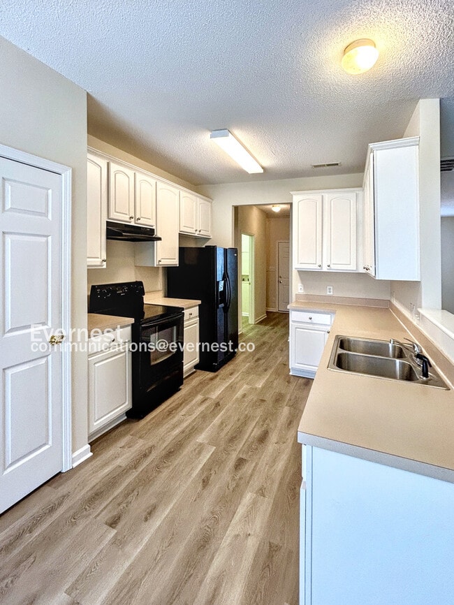 Building Photo - 1244 Scarlett Dr