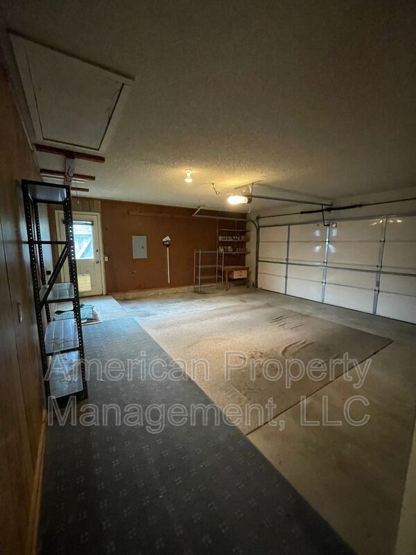 Building Photo - 8841 S Canton Pl