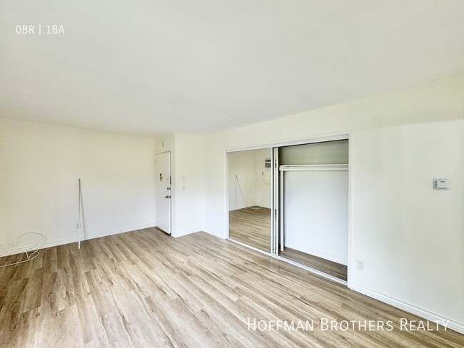 Building Photo - 3647 Vinton Ave