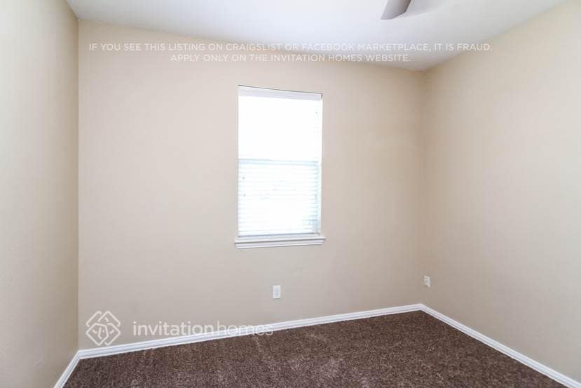 Building Photo - 932 Matagorda Ln