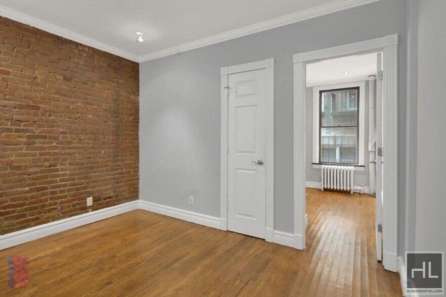 Primary Photo - East 23rd Street