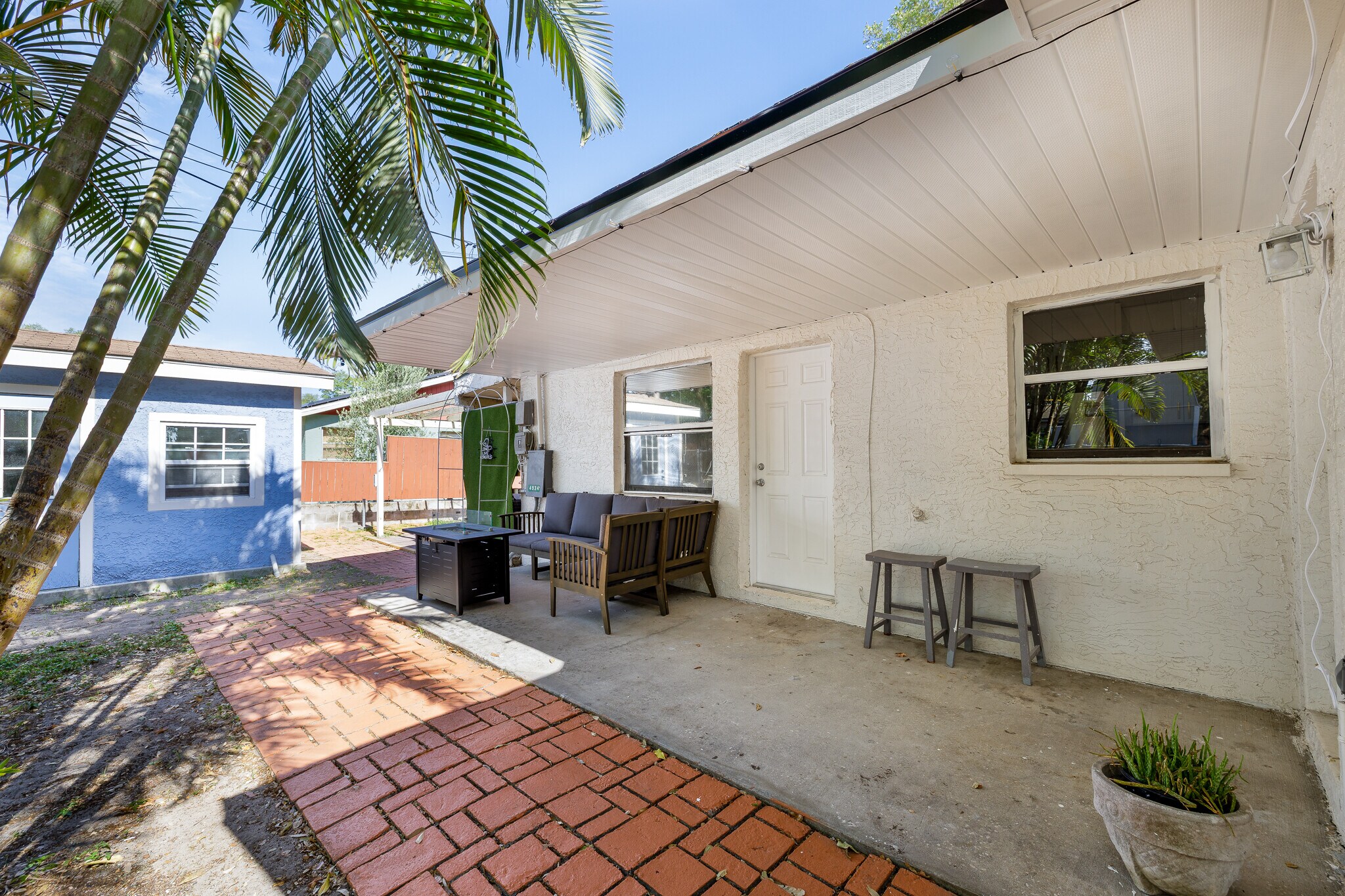 Building Photo - 4936 40th Ave N