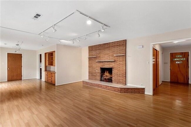 Building Photo - 1201 N Woolsey Ave