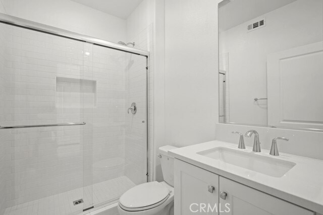 Building Photo - 430 Lobata